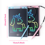Dos tabletas con un unicornio dibujado en trazos de colores y las medidas marcadas a los lados.