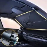 Habitáculo de un auto con el parasol abierto e imagen circular del parasol plegado en su funda.