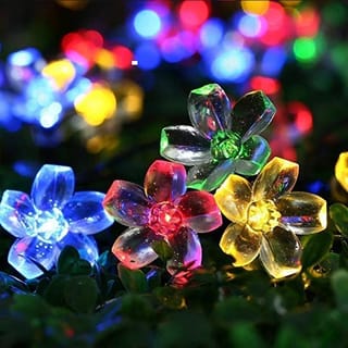 Guirnalda solar con flores de cerezo de 5 m