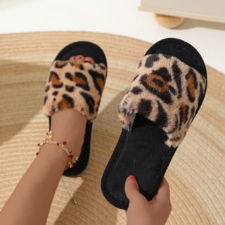 Pantuflas de felpa cálidas de fondo plano para mujer
