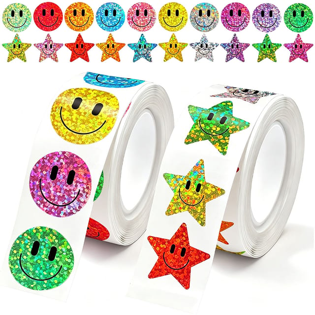 Rollo con 500 stickers de caritas felices y estrellas
